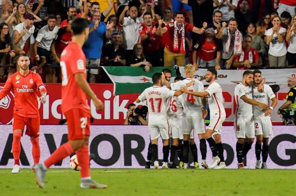 ¡Duro golpe! Sevilla le receta goleada al Real Madrid en el Sánchez Pizjuán