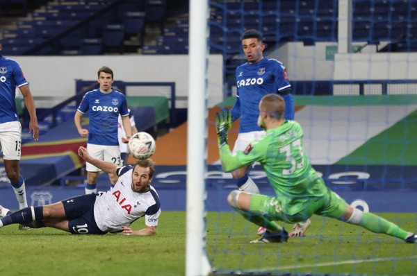 Everton sorprende y echa al Tottenham de Mourinho de la Copa inglesa y les deja otra gran decepción