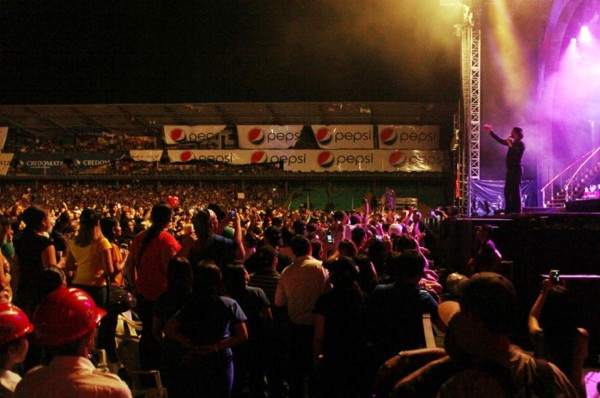 Coronavirus: El gobierno de Honduras cancela clases en escuelas y espectáculos públicos