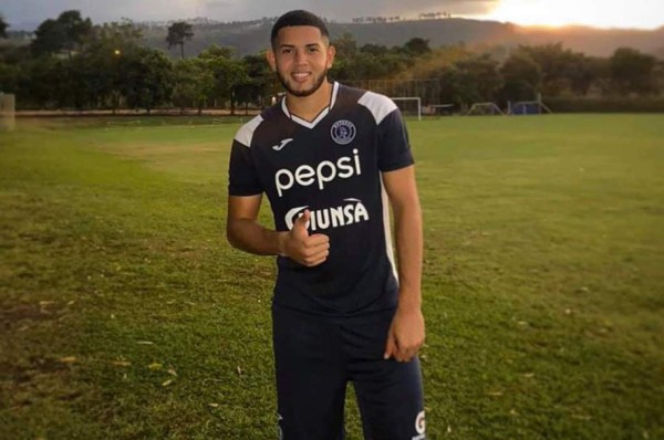 Fichajes: Jugador de Olimpia pide salir a préstamo y ex del Villarreal llegará a Honduras