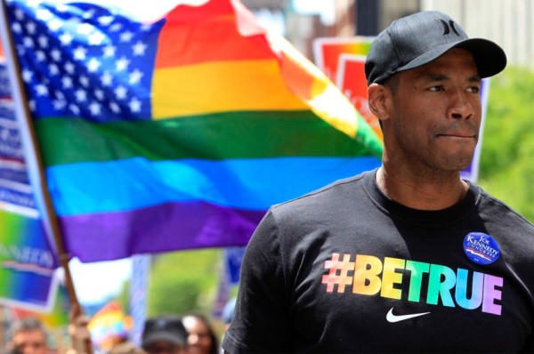 TOP 15: Deportistas que soprendieron al mundo 'saliendo del clóset'