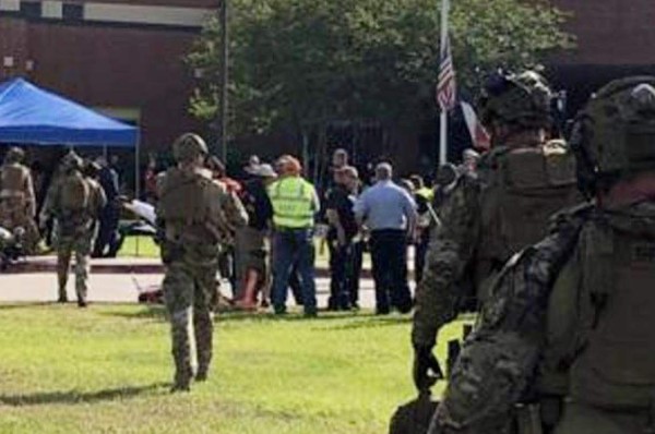 Al menos ocho muertos en tiroteo en Texas; Trump consternado