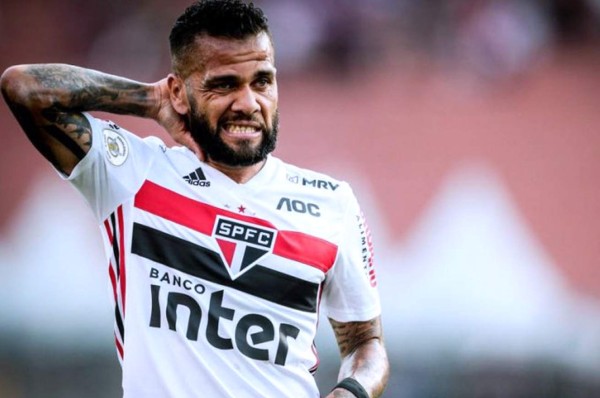 Dani Alves y su fea confesión sobre París, ciudad donde vivió dos años