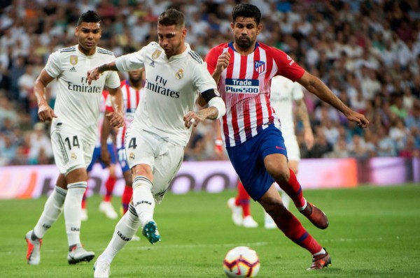 Real Madrid y Atlético empatan sin goles y Barça sigue líder
