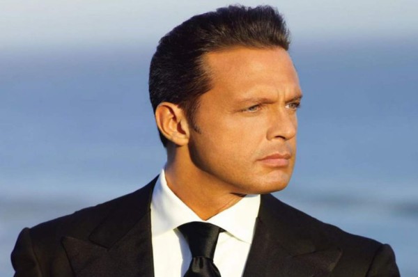 Detienen en Los Ángeles, California, al cantante mexicano Luis Miguel