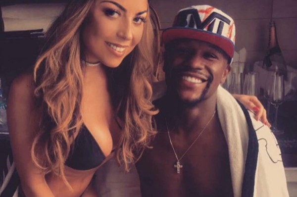 ¡Lamentable! Amenazan a la novia de Floyd Mayweather; insultos y ladrillazo