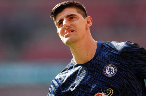 Courtois, ausente por segundo día del entrenamiento del Chelsea