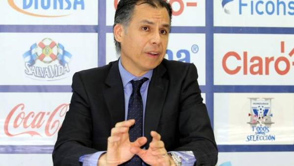José Alfredo Mejía, secretario de Fenafuth, confirmó que en los próximos días se nombrará un técnico interino para la Selección de Honduras. Foto DIEZ