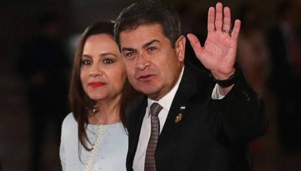 El presidente Juan Orlando Hernández y su esposa han dado positivo a las pruebas de coronavirus.