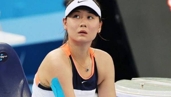 El gobierno chino publica una supuesta carta de la tenista desaparecida Peng Shuai.