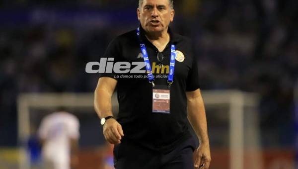 Luis Fernando Suárez considera justo el empate entre Honduras y Costa Rica en el estadio Olímpico. Foto Melvin Cubas