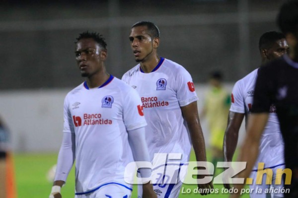 No se vio en TV: La frustración de Troglio y Olimpia tras perder el invicto; Olanchito y sus bellezas