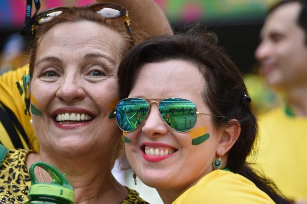 Ambiente en partido Brasil Mexico