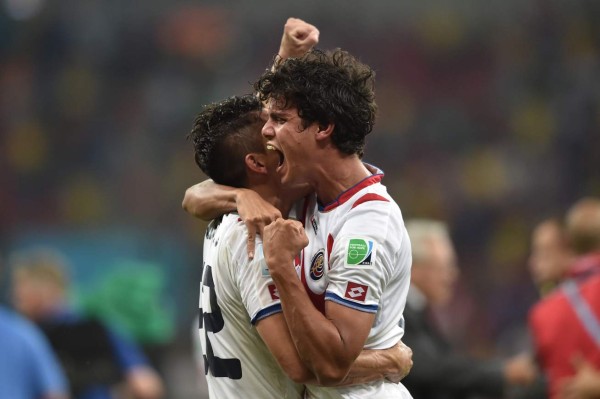Costa Rica celebra con locura su pase histórico a cuartos de final
