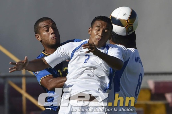 FOTOS: El rostro de Pinto y los jugadores tras el gris triunfo ante Nicaragua