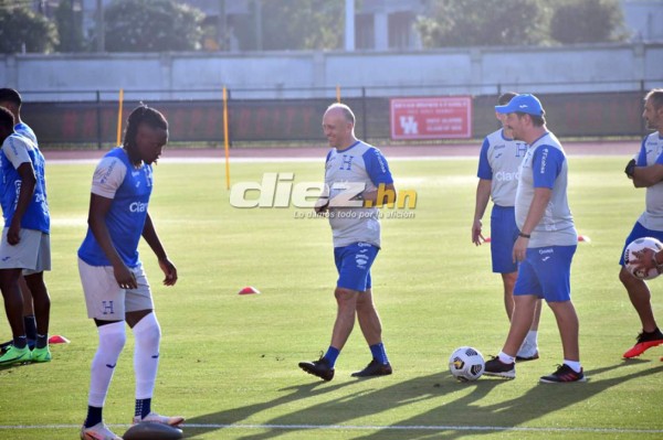 ¡Sonrisas, concentración y novedades! Las postales del primer entreno de Honduras en Houston