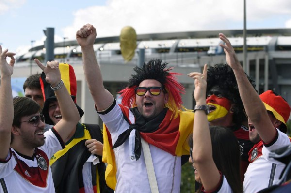 El ambiente de los alemanes en el Maracaná.