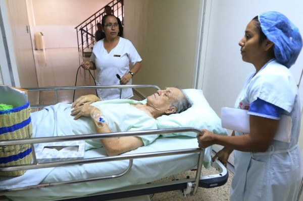 Chelato Uclés podría tener mejorías en su salud y se le quitaría el sedante