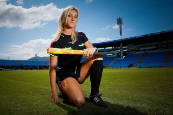 ¡Preparada! Fernanda Colombo, la árbitro más hermosa del mundo está lista para Rusia