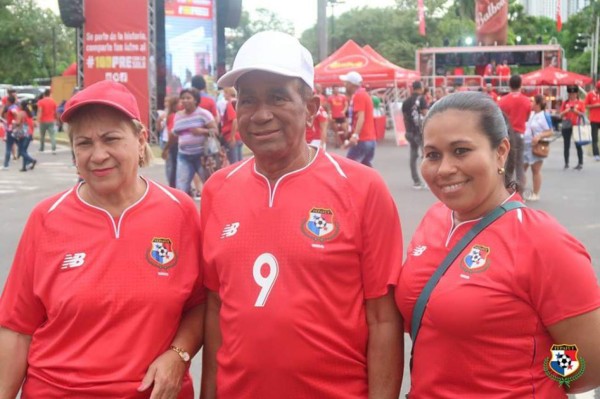¡Panamá despidió a sus heróes! El Rommel Fernández se vistió de gala para el amistoso ante Irlanda