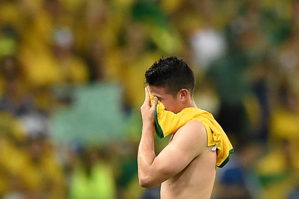 Brasil avanza a semifinales pidiendo la hora ante Colombia