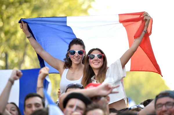 Fotos: Las bellezas que nos dejó la final de la Euro Francia-Portugal