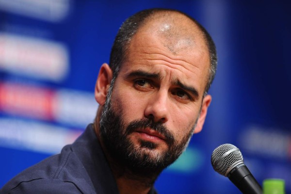 Pep Guardiola se fue de la rueda de prensa cuando le preguntan por su futuro