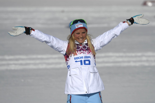 Belleza femenina engalana SOCHI 2014