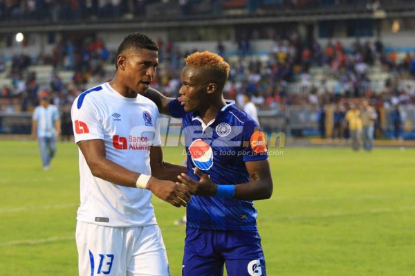 NO SE VIO POR TV: Wilson se saca la furia con Martínez y Rubilio hace gesto de crack a Costly&nbsp;&nbsp;