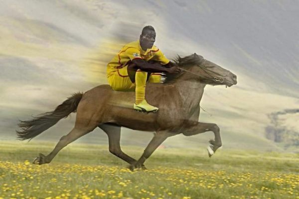 Jugada de Mario Balotelli estalla redes sociales con memes