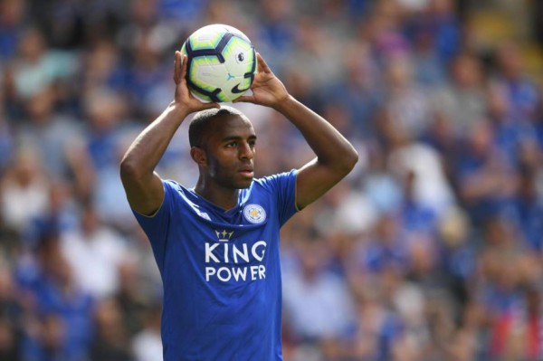 El 11 ideal de los mejores fichajes de la Premier League... ¡con un mexicano!