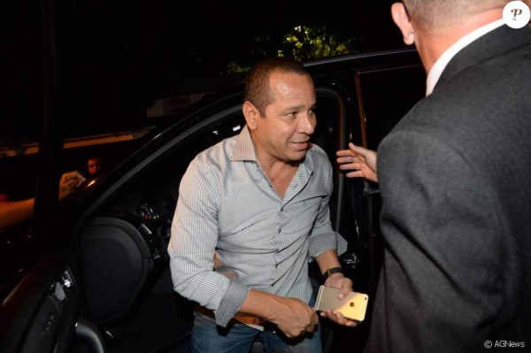 Neymar se pasa a lo grande la fiesta de 20 años de su hermana Rafaella