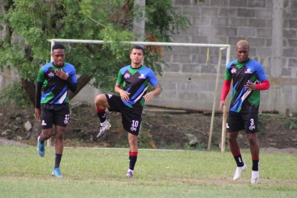 Hondureño Melker Hernández viajará a Europa para militar en club de tercera división en España