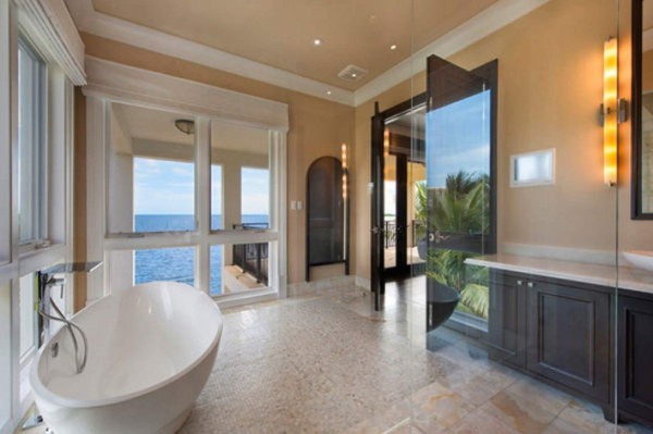 La lujosa mansión en Miami que vendió LeBron James