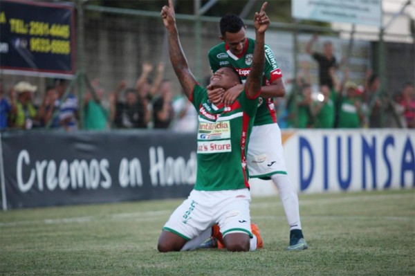 TOP: 10 jugadores consagrados que han marcado menos goles que Rogério Ceni