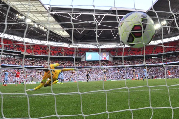 Arsenal es campeón de la Community Shield de Inglaterra