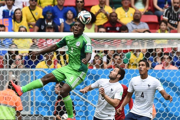 Francia calificó a cuartos de final tras derrotar por 2-0 a Nigeria