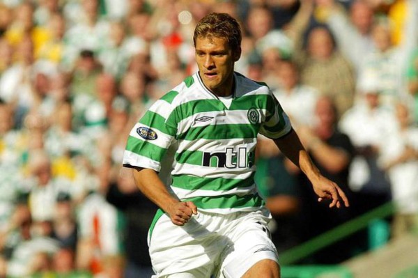 ¡Entre grandes! Emilio Izaguirre es escogido en el 11 histórico del Celtic de Escocia