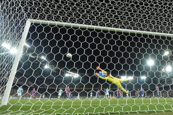 NO VISTE EN TV: El lamento de Higuaín, gran gesto de Guardiola y el abrazo en Basilea