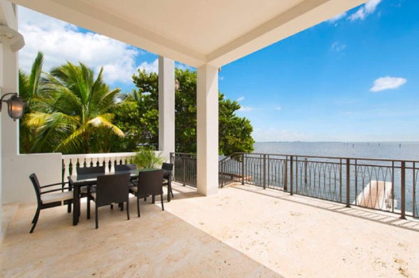 La lujosa mansión en Miami que vendió LeBron James