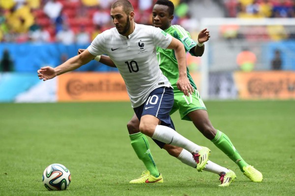 Francia calificó a cuartos de final tras derrotar por 2-0 a Nigeria
