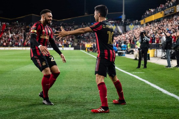 La salida de Jonathan Rougier, festejos de Josef y 'Pity' Martínez y locura en las gradas