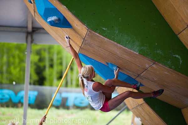¡Ella es la escaladora más bonita y sensual del momento!