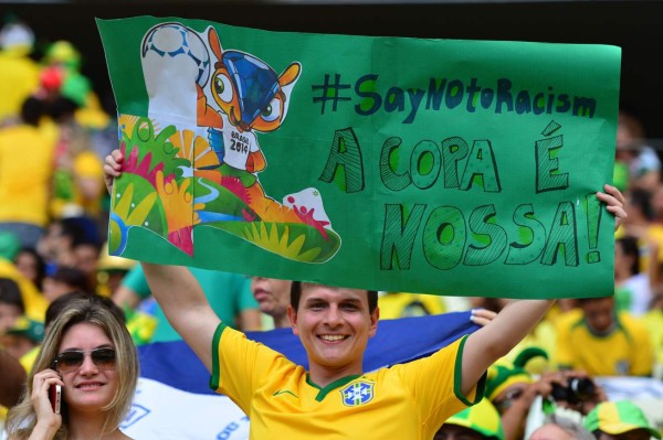 Ambiente en partido Brasil Mexico