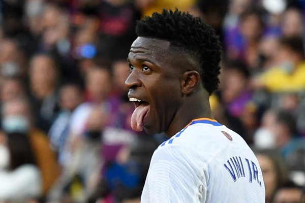 Amargura en el Barcelona, la burla de Vinicius a la afición y los invitados de lujo en la tribuna del Camp Nou
