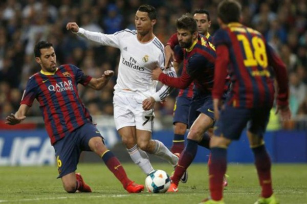 IMAGENES IMBORRABLES DEL CLÁSICO BARCELONA-REAL MADRID
