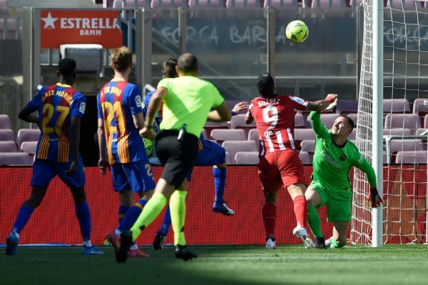 No se vio en TV: El roce de Luis Suárez con estrella del Barcelona y su reencuentro con Messi