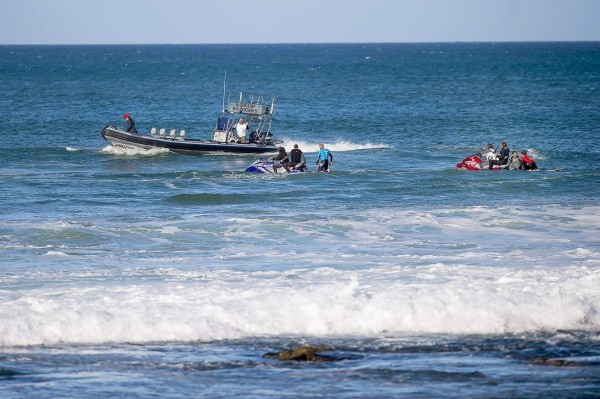ASÍ FUE EL ATAQUE DE UN TIBURÓN EN PLENO TORNEO DE SURF EN SUDÁFRICA