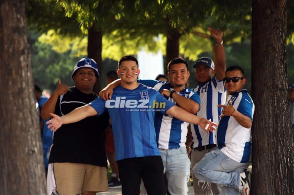 ¡La belleza catracha está presente! El ambientazo que se vive en Houston por el Honduras vs. Qatar
