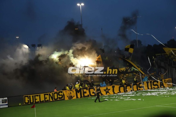 Fotos: Afición del Real España pone el ambiente y color en el amistoso con Querétaro en Houston